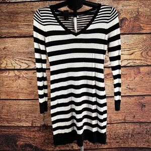 Old Navy Black and White Striped Long Sleeve Y2K Dress